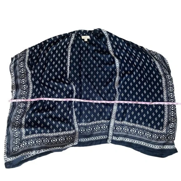 The Loft Navy & White Floral Kimono One Size - Picture 5 of 7